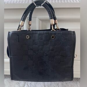 Steve Madden Elegant Black Handbag.